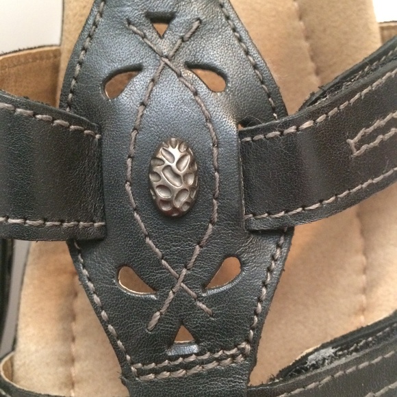 Earth Origins Leather Adjustable Sandals - Katrice - Picture 4 of 8